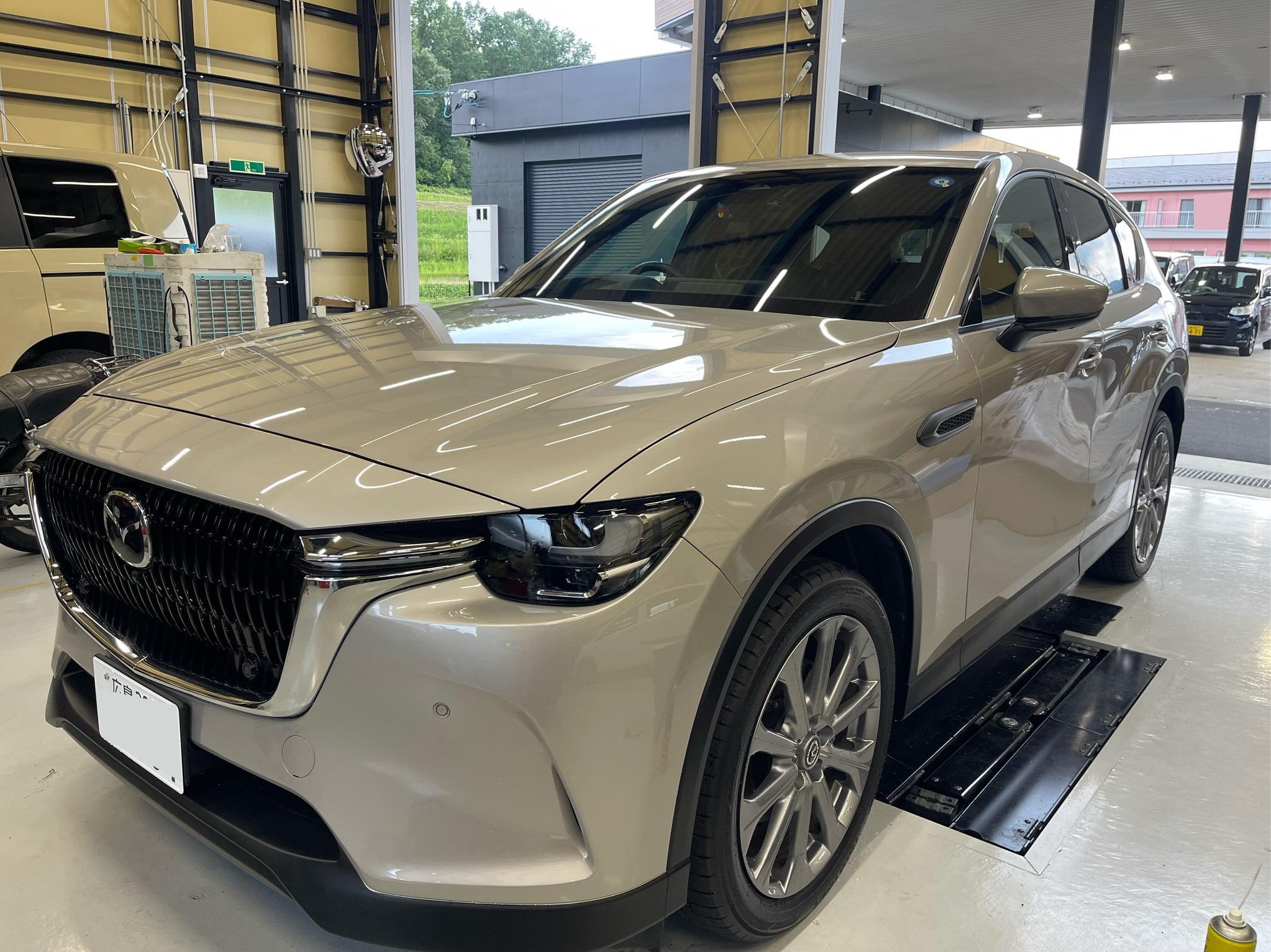 東広島市INFINITEでご納車したマツダ CX-60の中古車