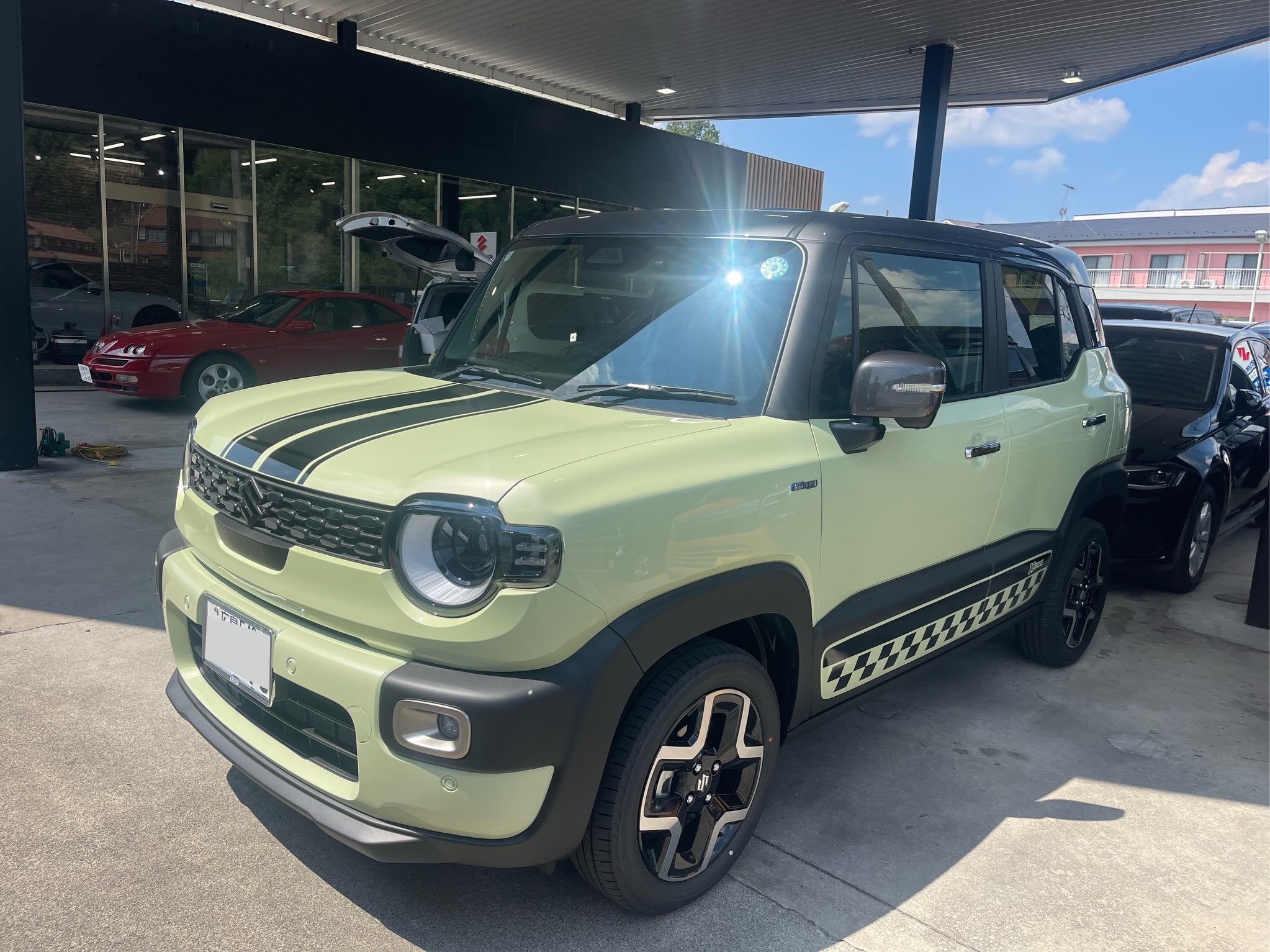 東広島市INFINITEでご納車したスズキ 新型クロスビーの新車
